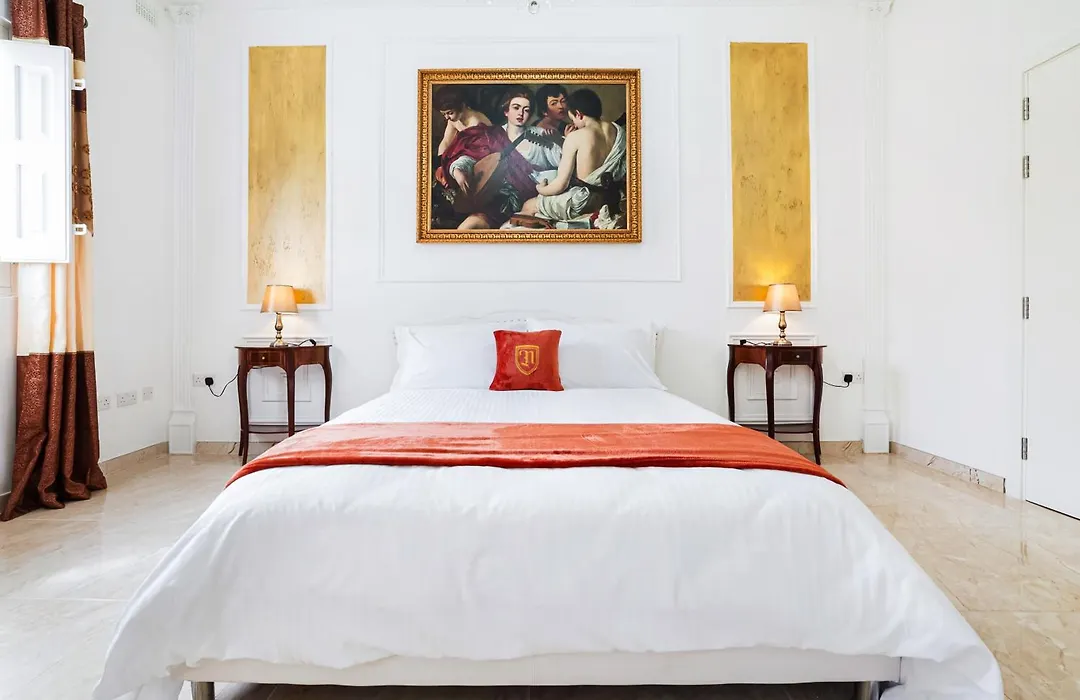 Nobilis Boutique Living-1