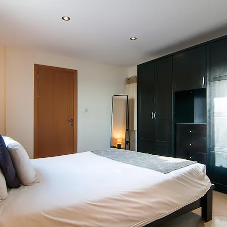 Pebbles Boutique Aparthotel-3