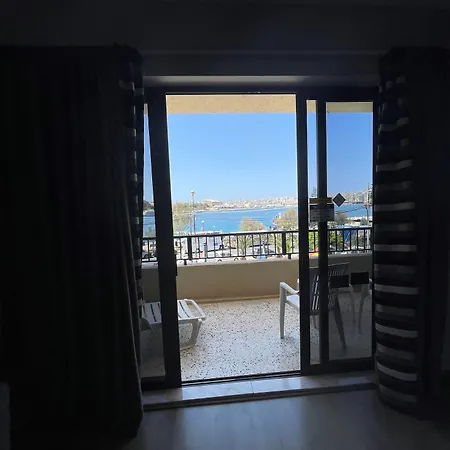 Sliema Marina Hotel-3